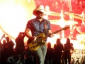 Brad-Paisley-01