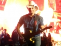 Brad-Paisley-02