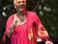 Dionne-Warwick-01