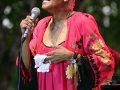 Dionne-Warwick-03