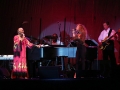 Dionne-Warwick-15