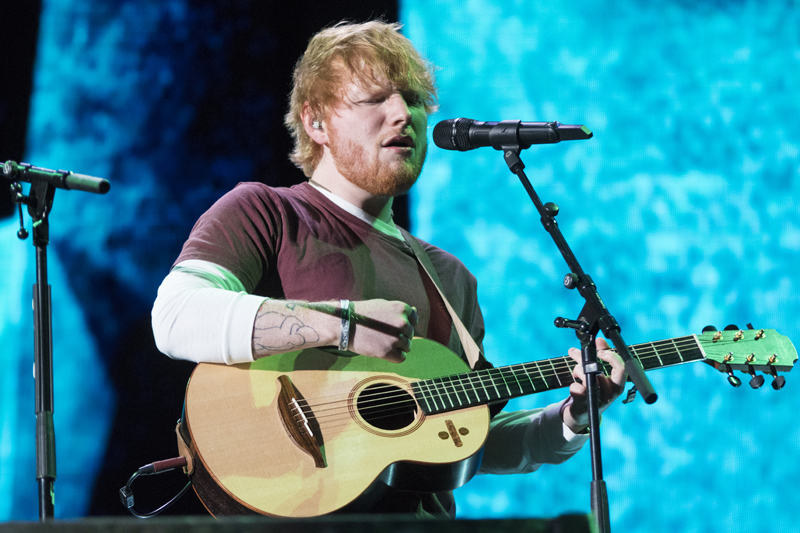 Ed Sheeran “Divide” Tour at Soldier Field Chicago Concert Reviews