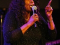 Gloria-Gaynor-07