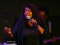 Gloria-Gaynor-16