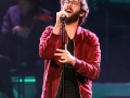 Josh-Groban-08