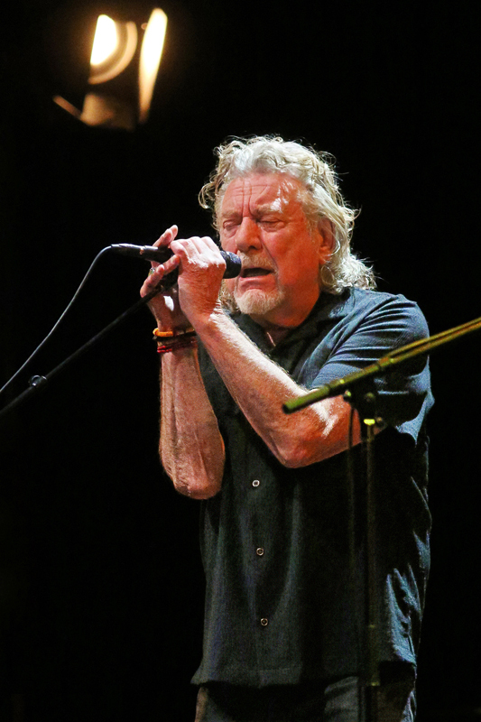 Robert-Plant-2026-16