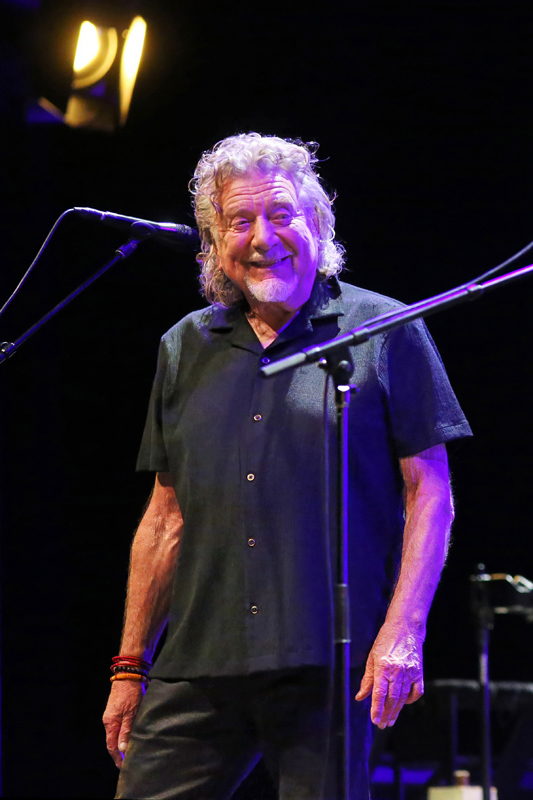 Robert-Plant-2026-19