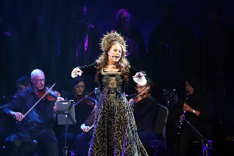 Sarah Brightman: “Hymn” World Tour at Chicago Theatre - Chicago Concert ...
