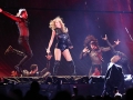 Taylor-Swift-18