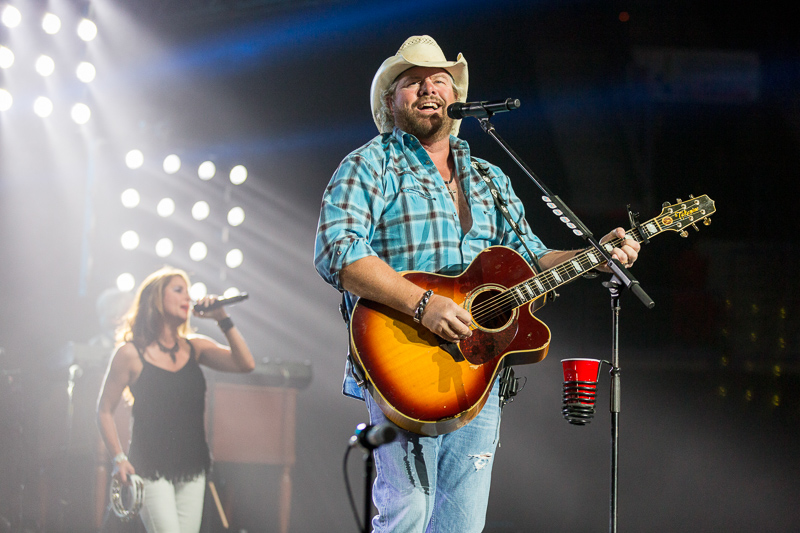 Toby Keith with 3 Doors Down: “The Bus Songs” Tour at Resch Center ...