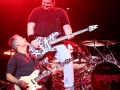 Van-Halen-2015-04