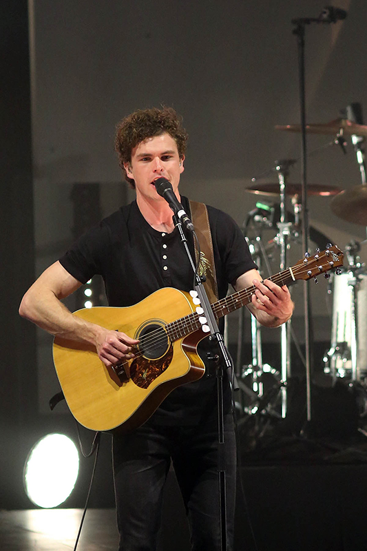 Vance Joy “Nation Of Two” World Tour at Rosemont Theatre Chicago