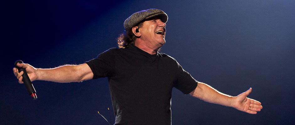 AC/DC shakes Wrigley all night long - Chicago Concert Reviews