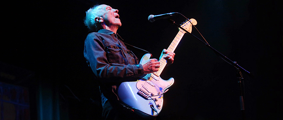 Hard rockin’ blues bliss from expressive English guitarist Robin Trower ...